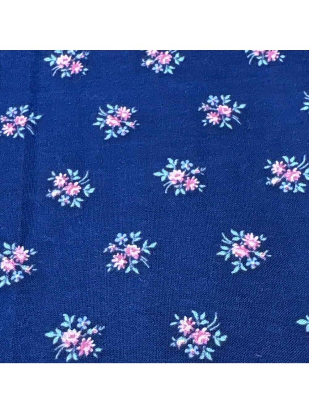 Peter Pan Fabrics 18x22" Cotton Fat Quarter Floral Navy Print Fabric